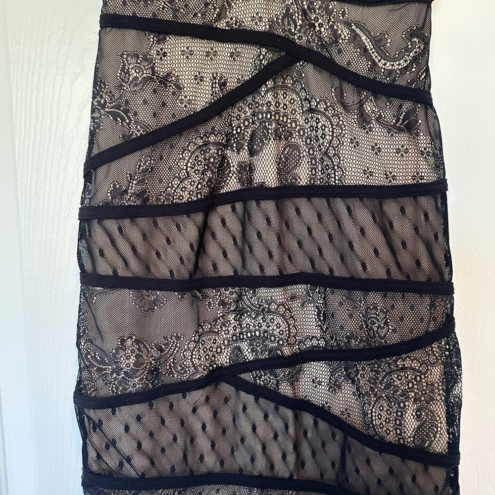 bebe Black Sheer Lace Plunge Mini Dress - Picture 4 of 10